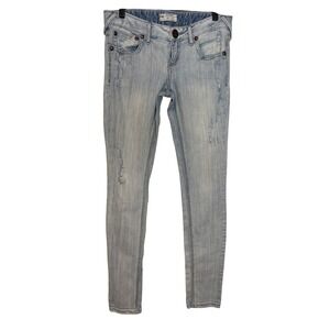 Free People Light Wash Distressed Low Rise Skinny Jeans Size 28 Blue Denim